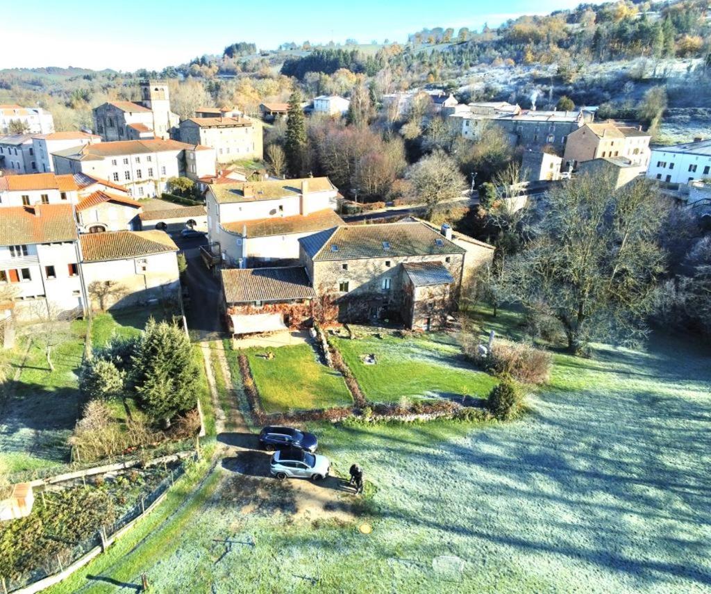 L'Ancien Relais De Poste*** Villa Saint-Dier-dʼAuvergne Dış mekan fotoğraf